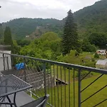 Leopold Mit Burgblick An Der Mosel Apartment
