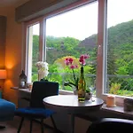 Leopold Mit Burgblick An Der Mosel Apartment