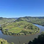 Leopold Mit Burgblick An Der Mosel Apartment *