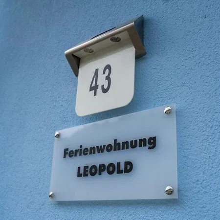 Apartment Leopold Mit Burgblick An Der Mosel