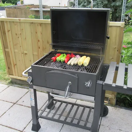 Leopold Mit Burgblick An Der Mosel Daire Burgen (Mayen-Koblenz)