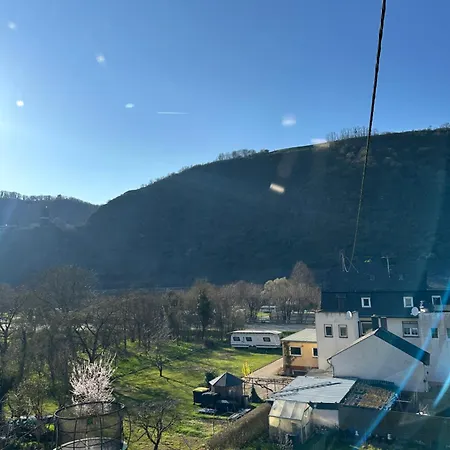 Leopold Mit Burgblick An Der Mosel Burgen (Mayen-Koblenz)