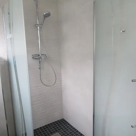 Leopold Mit Burgblick An Der Mosel Daire