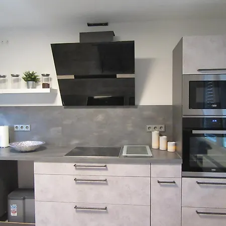 Leopold Mit Burgblick An Der Mosel * 布尔根