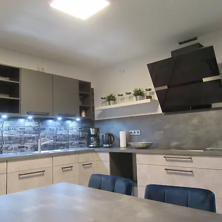 Appartement Leopold Mit Burgblick An Der Mosel