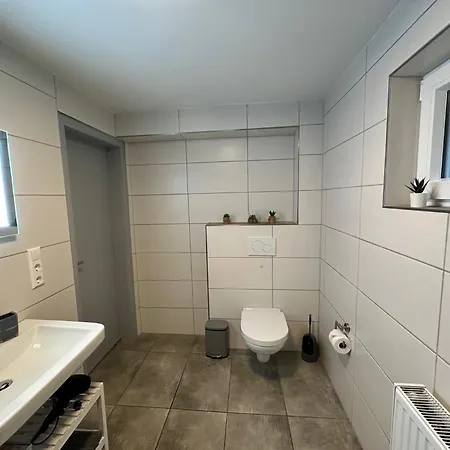 Leopold Mit Burgblick An Der Mosel Daire Burgen (Mayen-Koblenz)