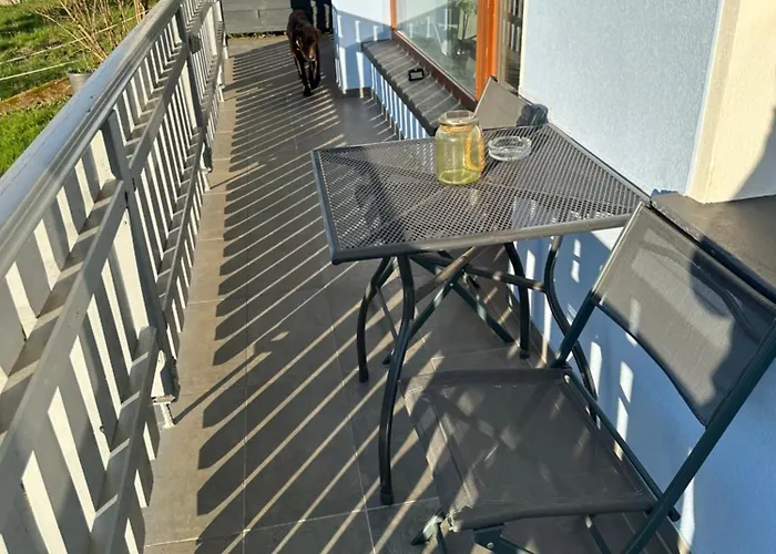 Leopold Mit Burgblick An Der Mosel Διαμέρισμα