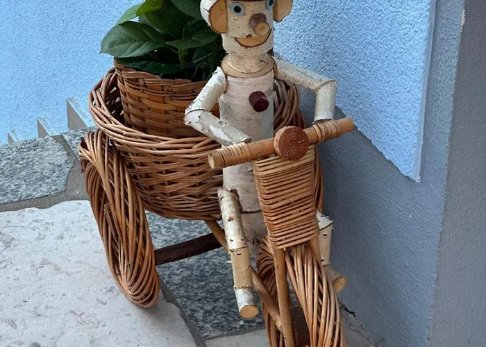 Leopold Mit Burgblick An Der Mosel 布尔根