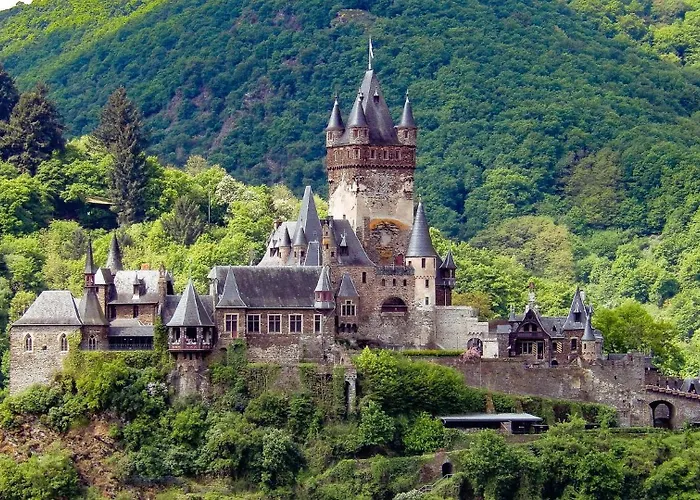 Apartamento Leopold Mit Burgblick An Der Mosel