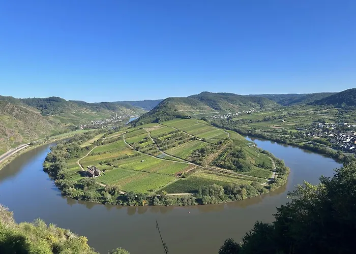 Leopold Mit Burgblick An Der Mosel Apartamento *