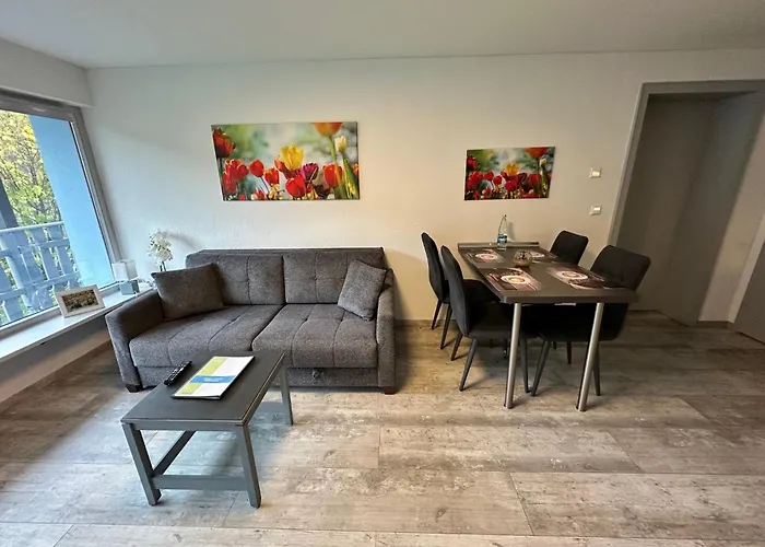 Leopold Mit Burgblick An Der Mosel Apartamento